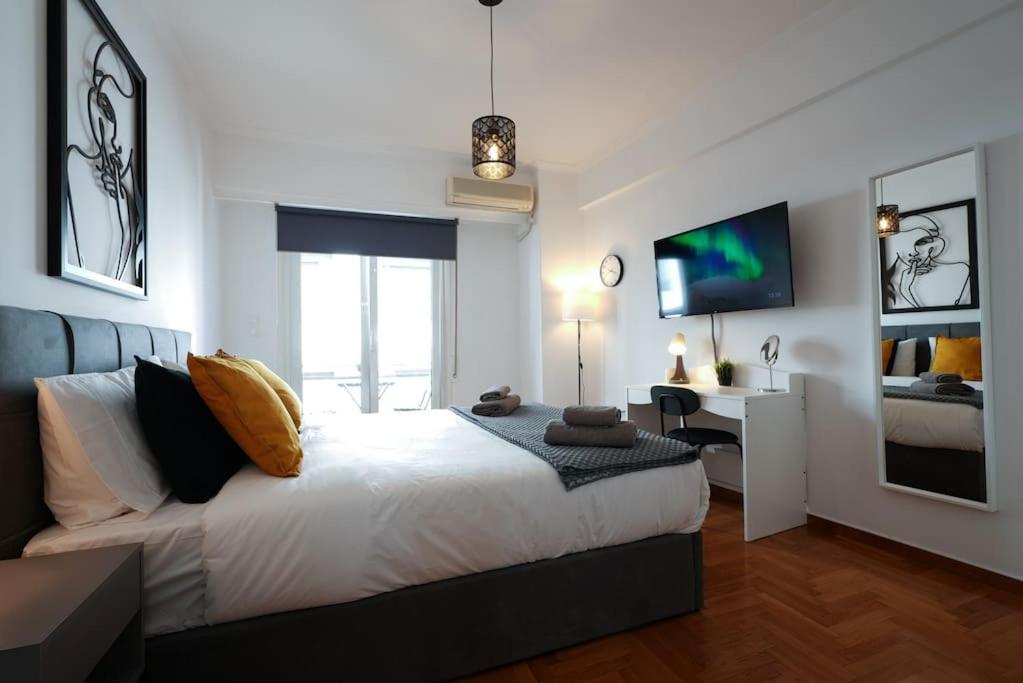 Syntagma Square, 70Sqm Pentelis Sunny Apartment アテネ エクステリア 写真