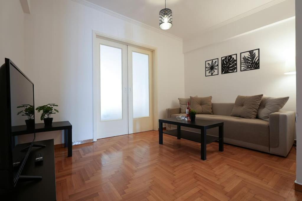 Syntagma Square, 70Sqm Pentelis Sunny Apartment アテネ エクステリア 写真