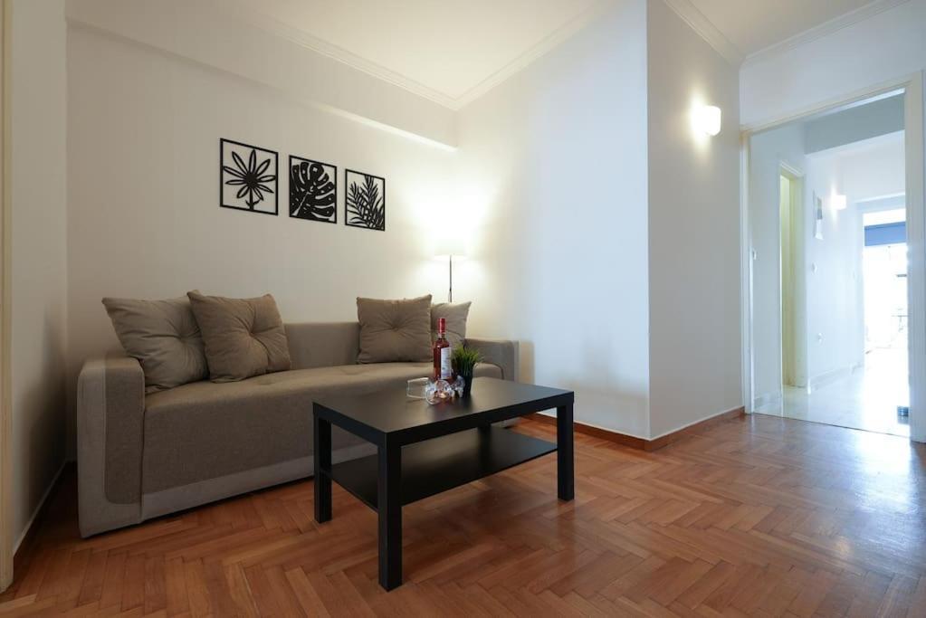 Syntagma Square, 70Sqm Pentelis Sunny Apartment アテネ エクステリア 写真