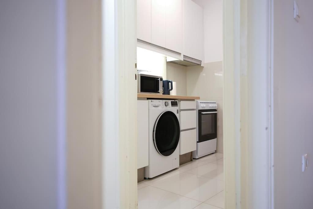 Syntagma Square, 70Sqm Pentelis Sunny Apartment アテネ エクステリア 写真